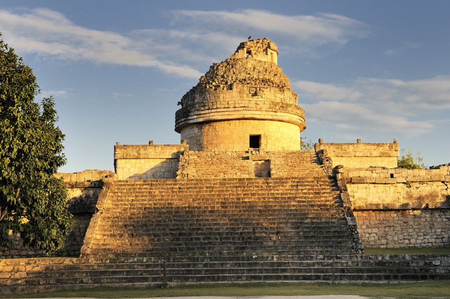 Quels sont les principaux monuments emblématiques de Chichén Itzá ?